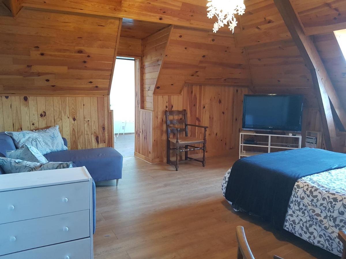 Bed and Breakfast Le Bearn Sous Les Toits Nay  Exterior foto